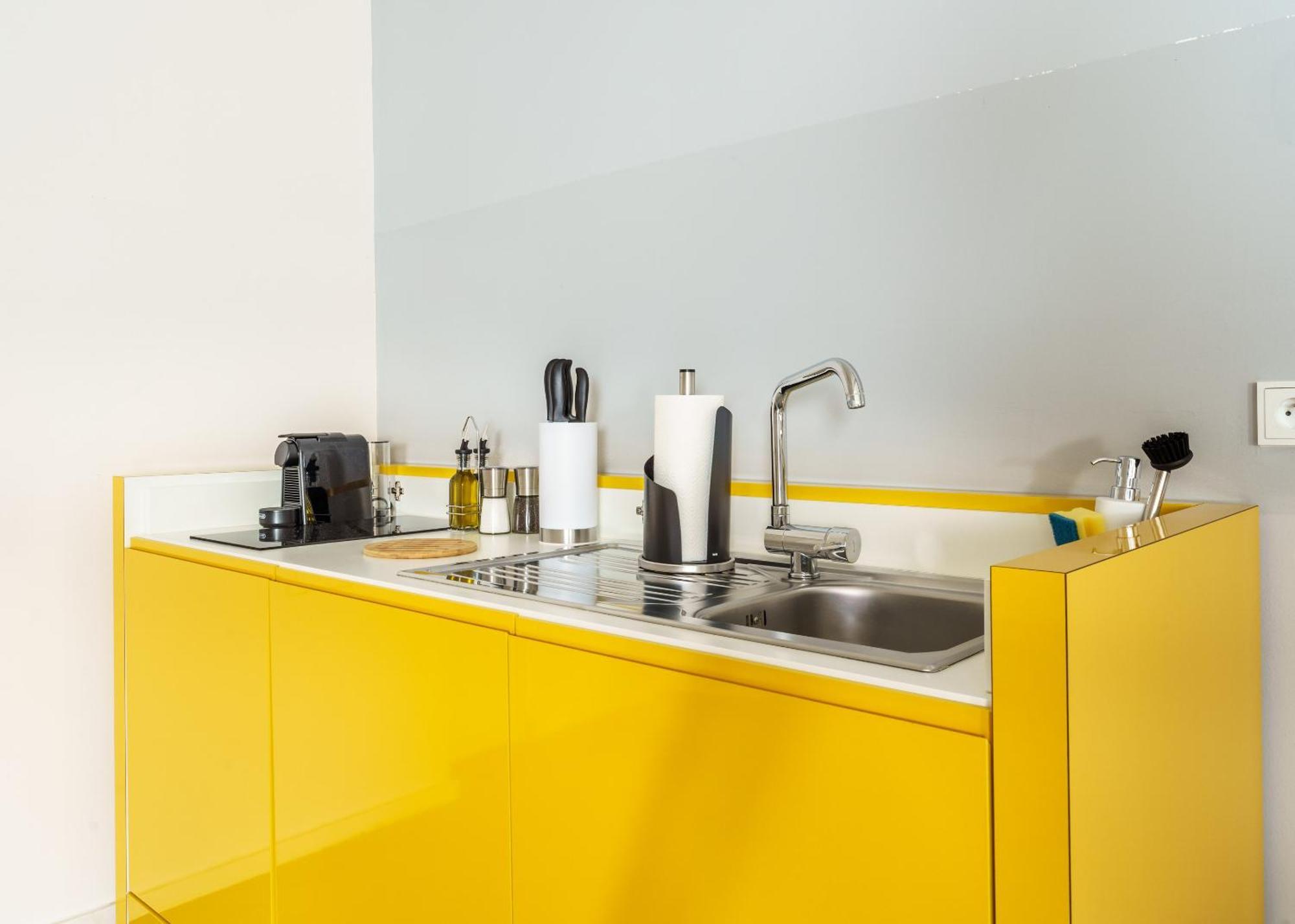 Limehome Halkova Aparthotel Praga